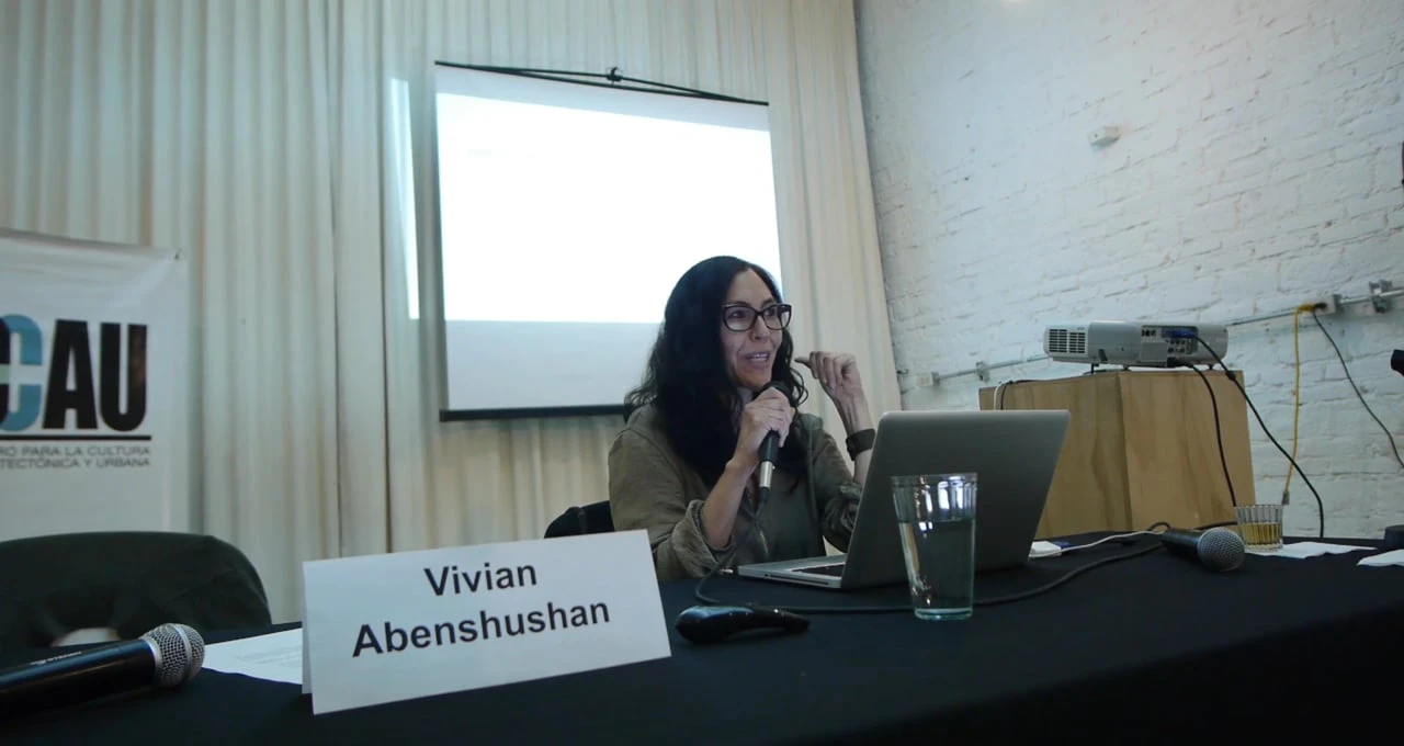 Permanente obra negra | Vivian Abenshushan